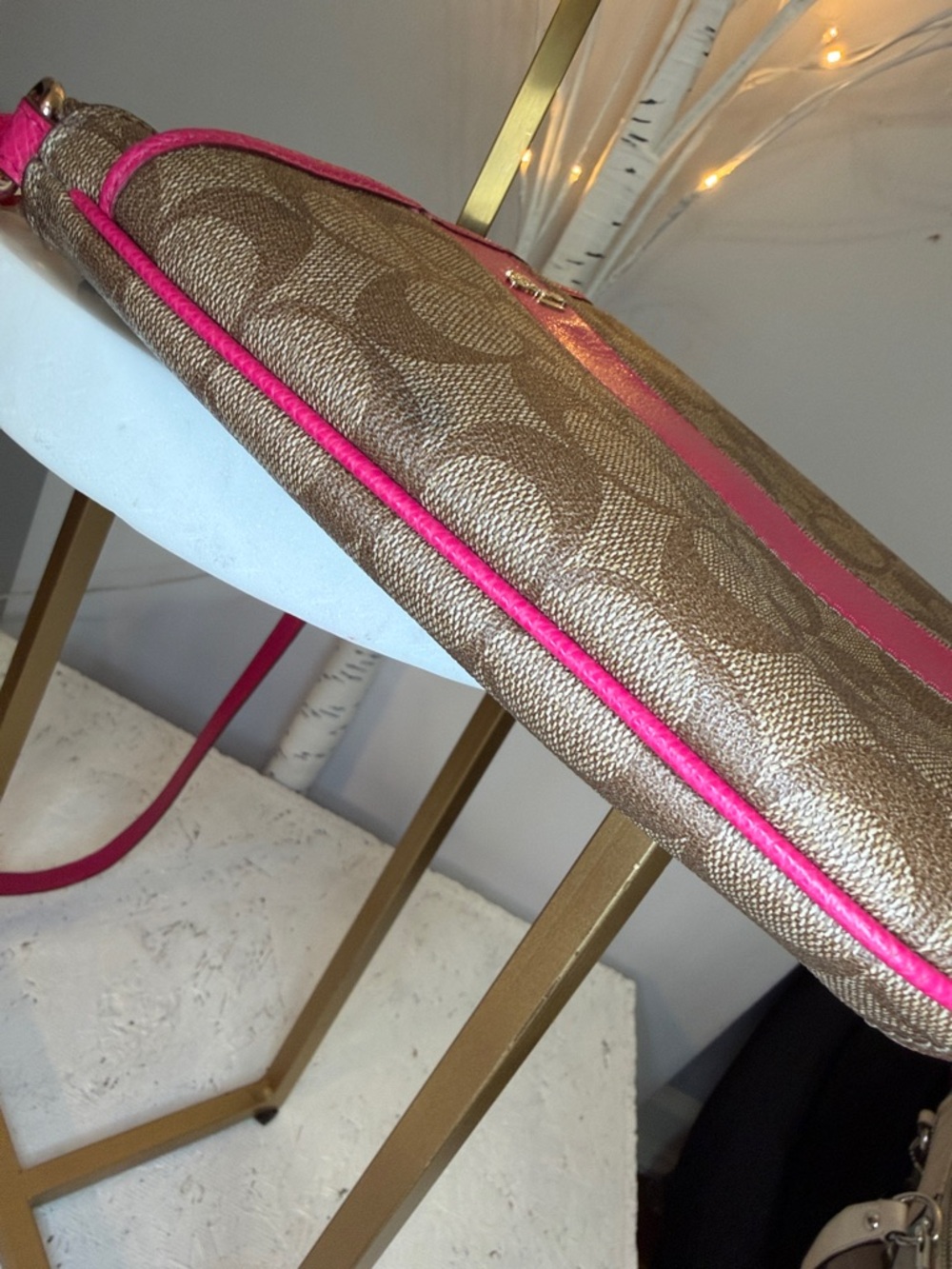 Coach NWOT  adjustable Crossbody and wristlet combo. Set.2 pan in pink. - Picture 9 of 13
